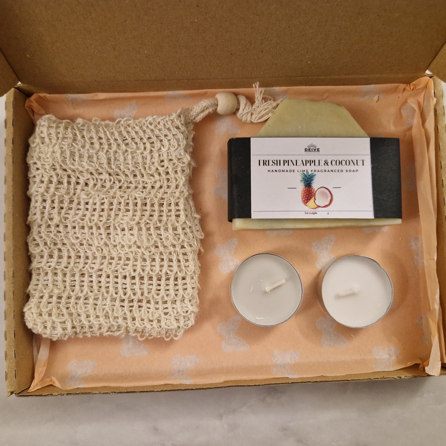 Deive Handmade Natural Artisan Fruit Soap gift set with Exfoliating Soap saver Bag, eco friendly vegan gift