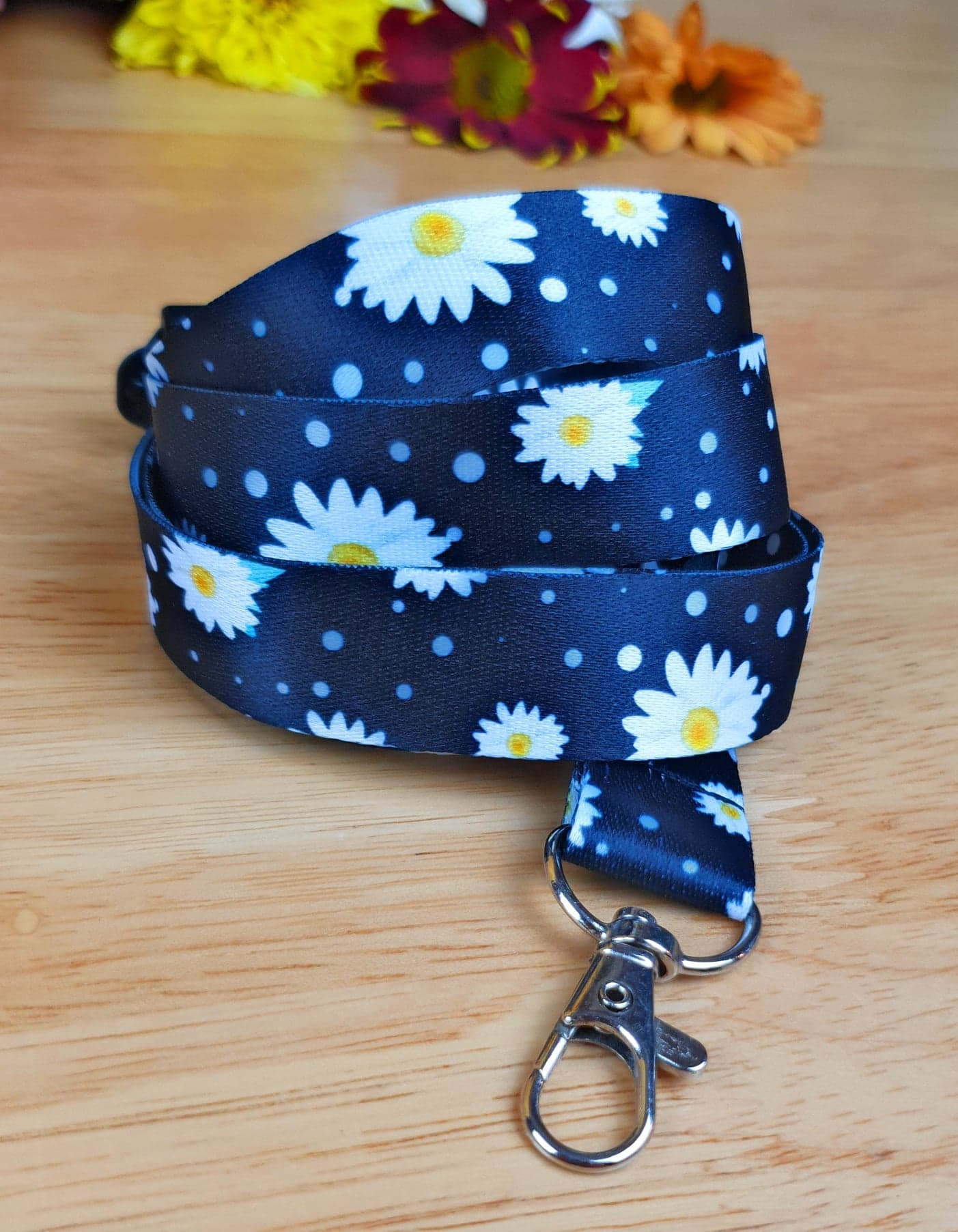 1 x SpiriuS Daisies in black breakaway Lanyard neck strap + unique id badge holder