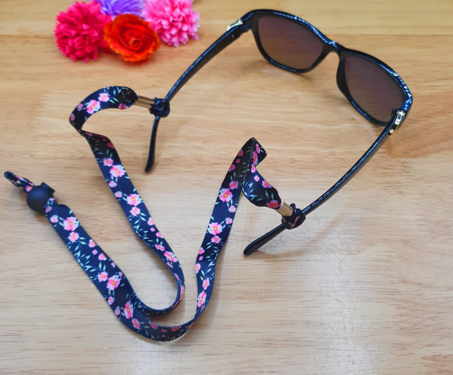 SpiriuS Glasses holder strap Lanyard Flowers in black