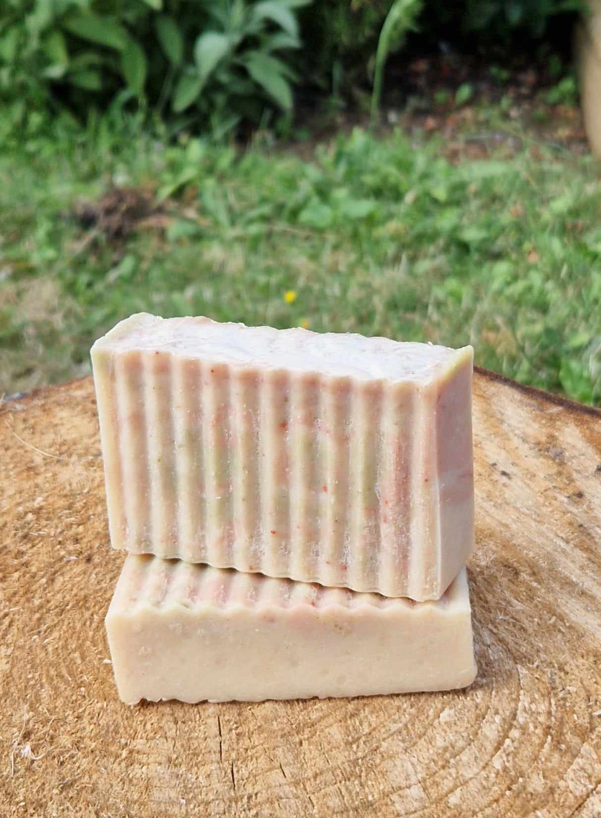 Deive Handmade Natural Artisan Fruit Soap bars fresh fruits vegan, eco friendly