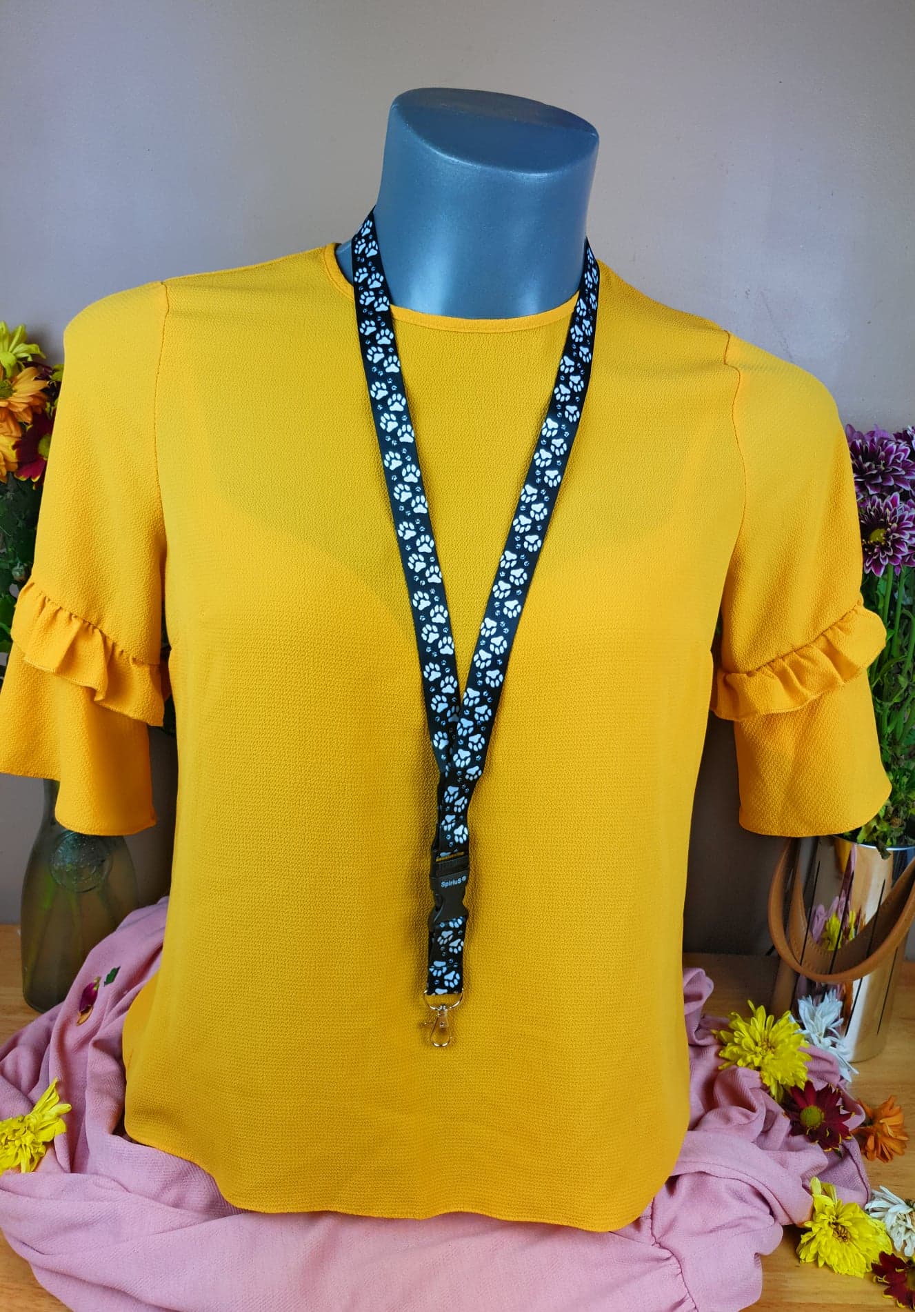 Holder sales neck blouse