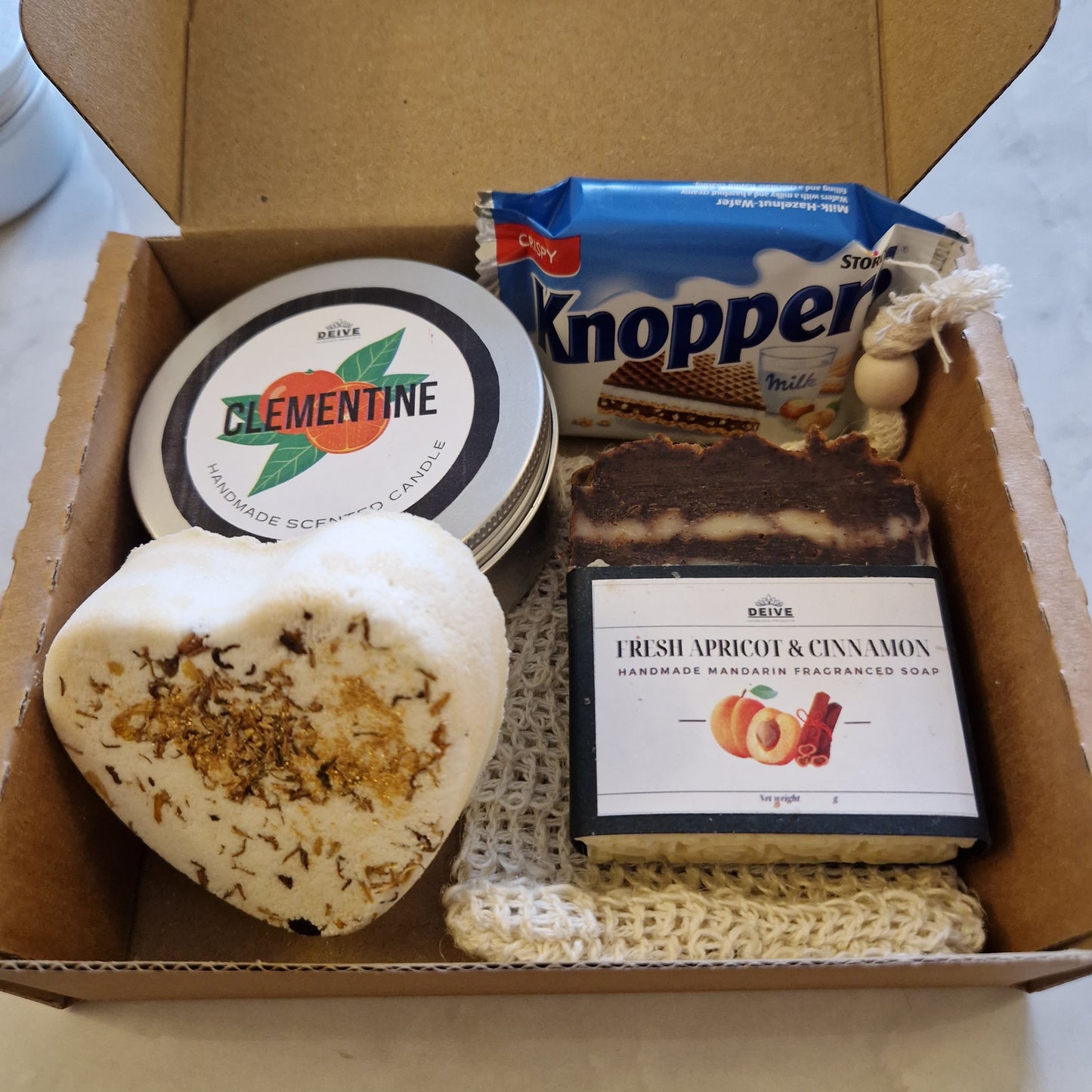 Handmade Bath gift set for women men Bath bomb, natural Soap, Candle, Christmas gift