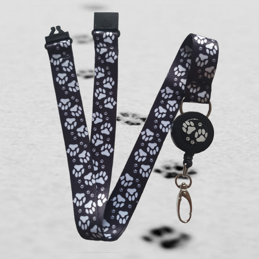 1x SpiriuS Lanyard with Animal Paw Retractable Reel ID Badge Holder with metal clip Keyring